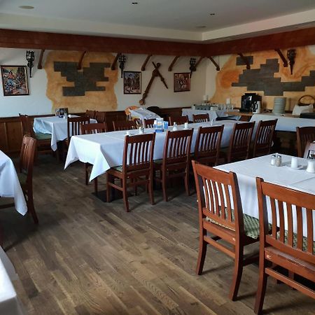 Pirates Hotel Hainburg an der Donau Zewnętrze zdjęcie
